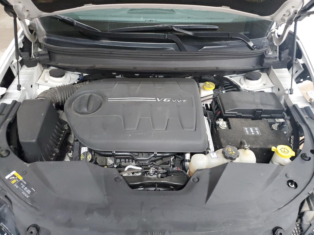 2019 Jeep Cherokee Overland VIN: 1C4PJMJXXKD185703 Lot: 68519905