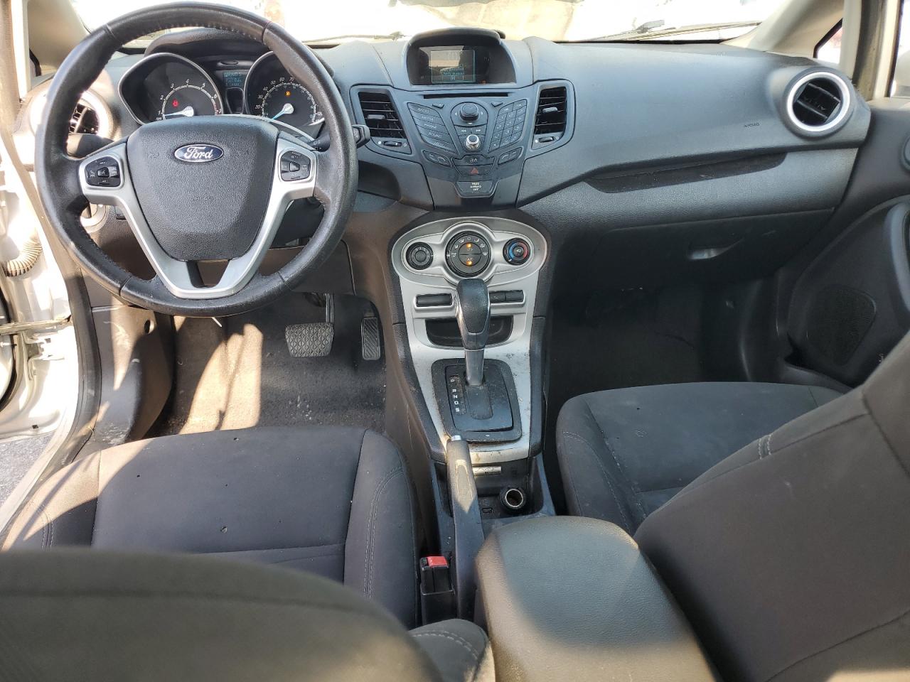 2015 Ford Fiesta Se VIN: 3FADP4BJ4FM123127 Lot: 68106035