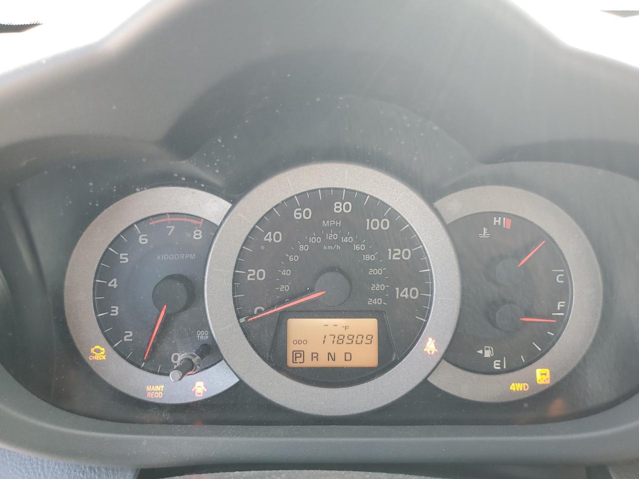 2009 Toyota Rav4 Sport VIN: JTMBK32VX9D000557 Lot: 69692175