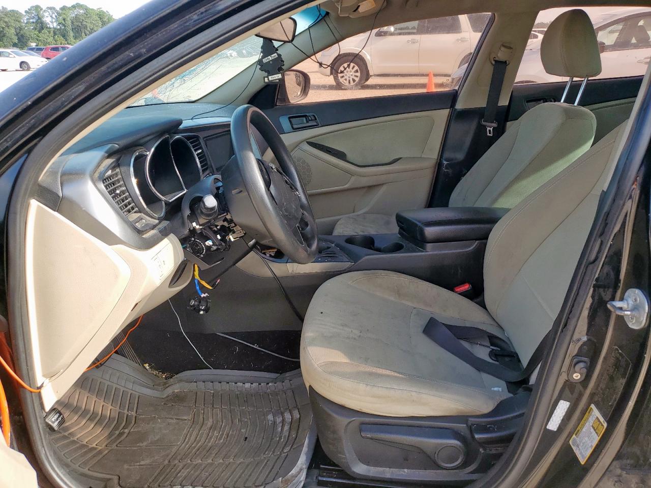 2013 Kia Optima Lx VIN: KNAGM4A76D5300380 Lot: 70998575