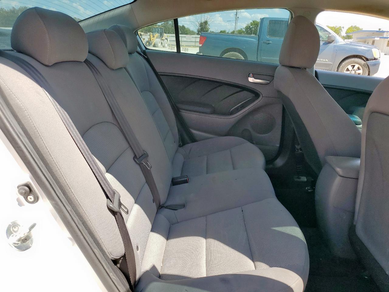 2017 Kia Forte Lx VIN: 3KPFK4A78HE012987 Lot: 67802475