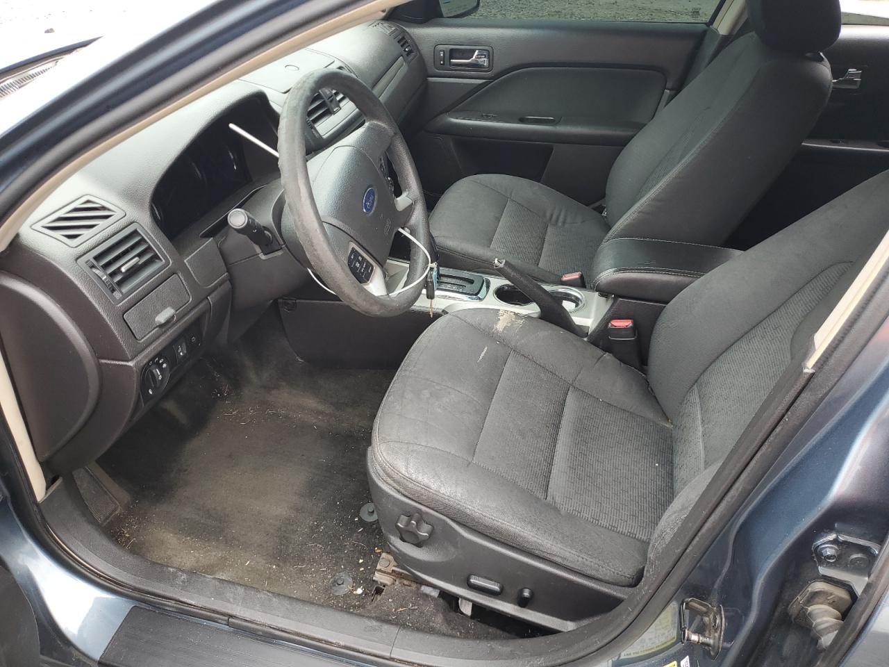 2011 Ford Fusion Se VIN: 3FAHP0HAXBR261611 Lot: 68509465