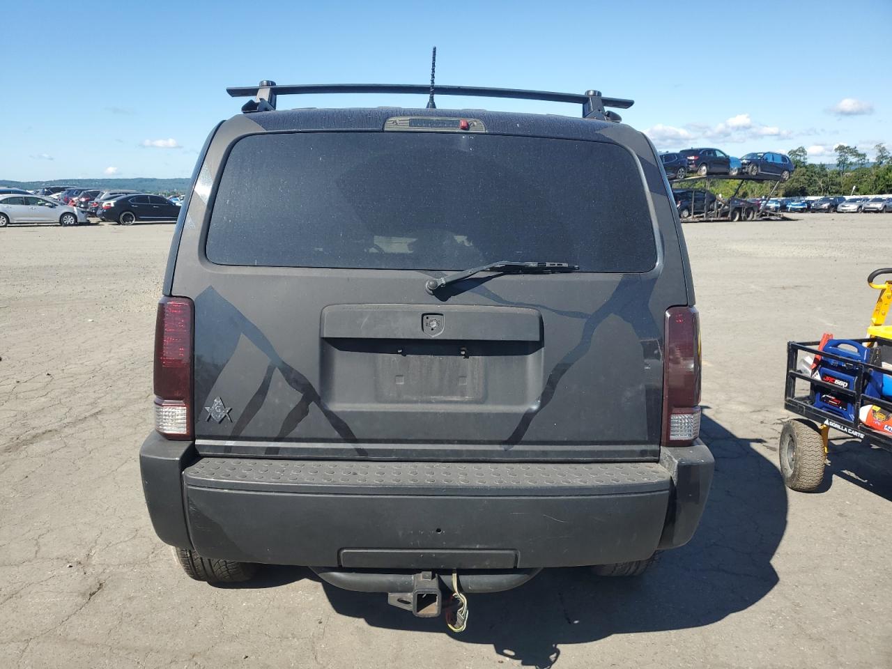 2011 Dodge Nitro Heat VIN: 1D4PU4GK4BW570796 Lot: 70407245