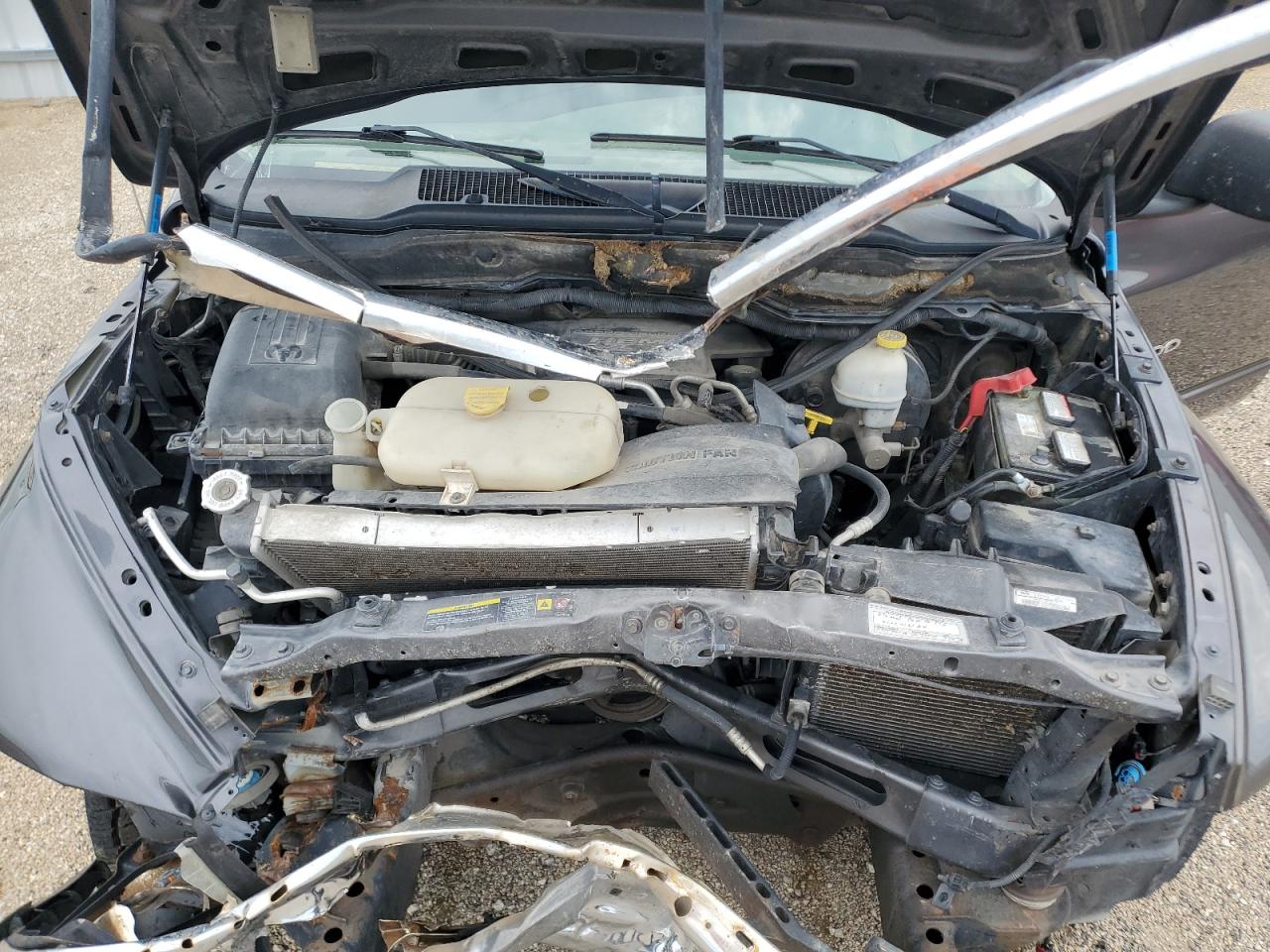 2004 Dodge Ram 1500 St VIN: 1D7HU18D74S619053 Lot: 68474175