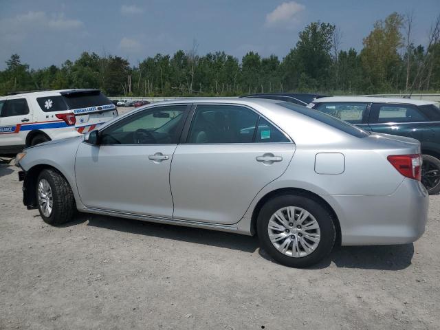  TOYOTA CAMRY 2012 Srebrny