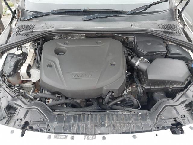 2015 VOLVO S60