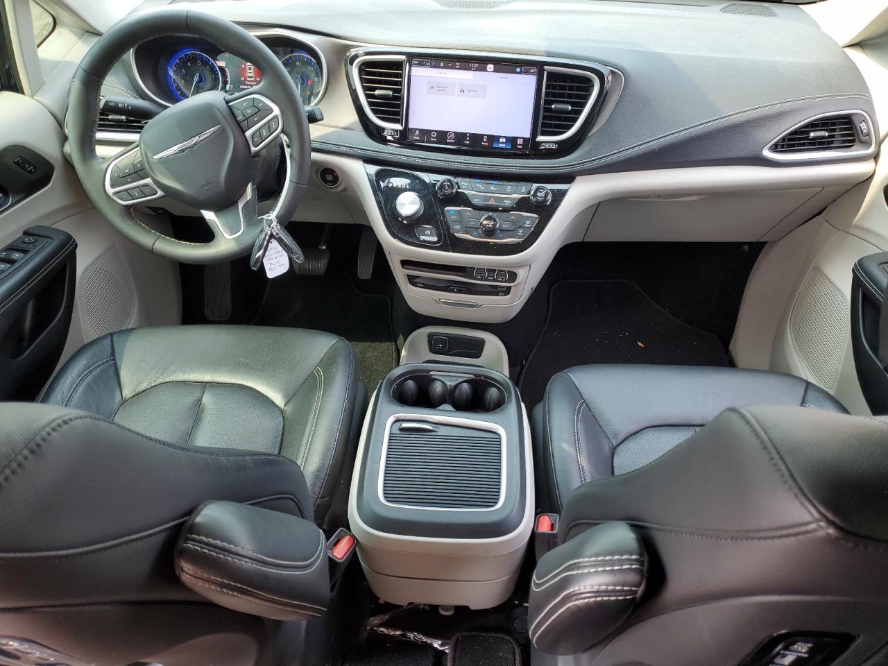 2022 Chrysler Pacifica Touring L VIN: 2C4RC3BG2NR164406 Lot: 67376405