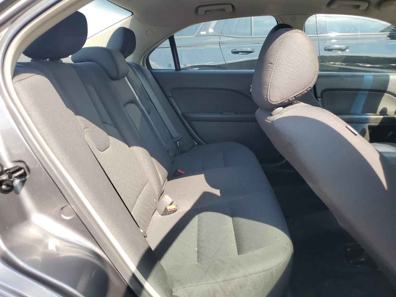 2011 Ford Fusion Se VIN: 3FAHP0HA7BR124562 Lot: 68397215