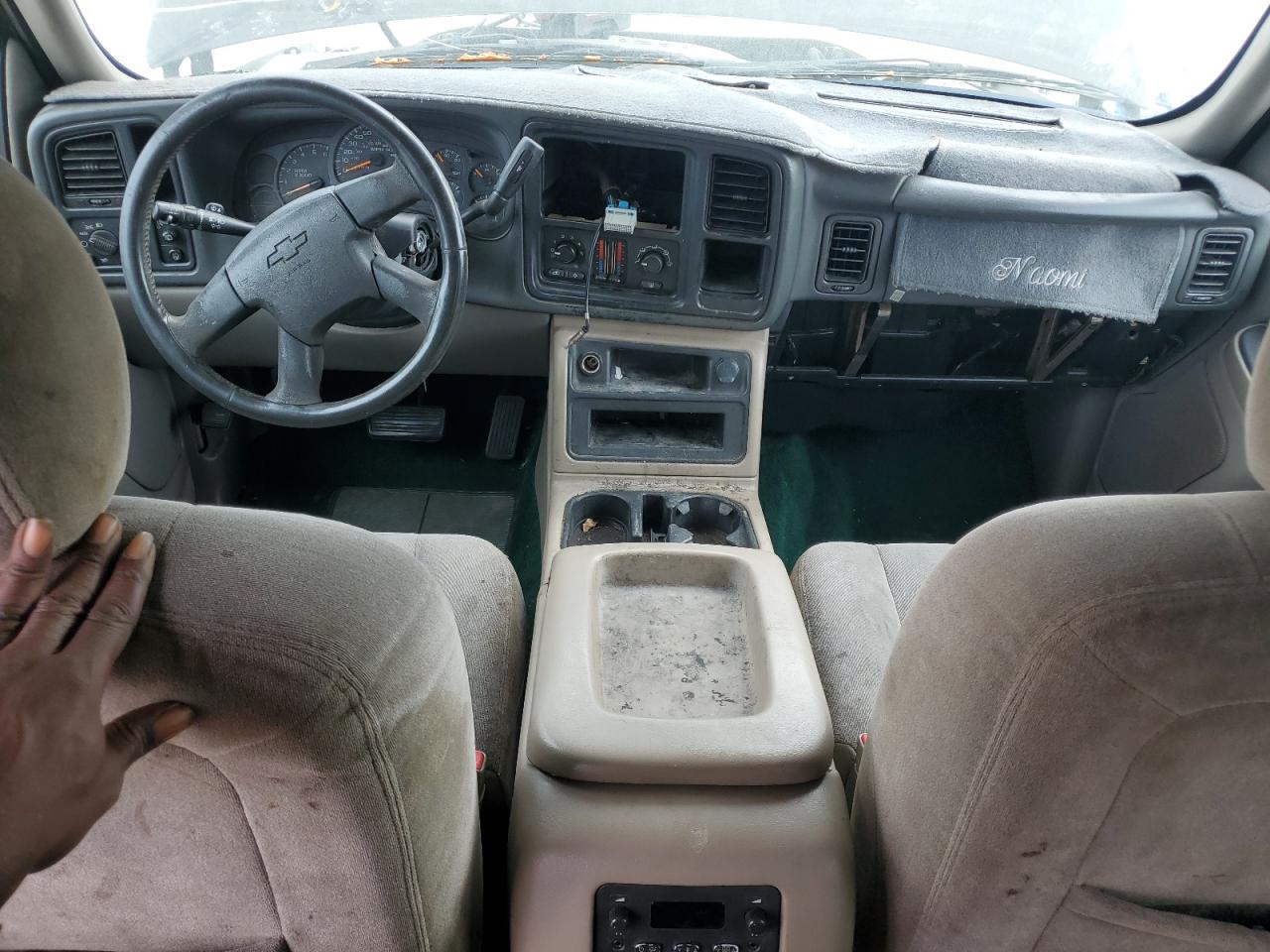 2004 Chevrolet Tahoe C1500 VIN: 1GNEC13V54R322166 Lot: 70026815