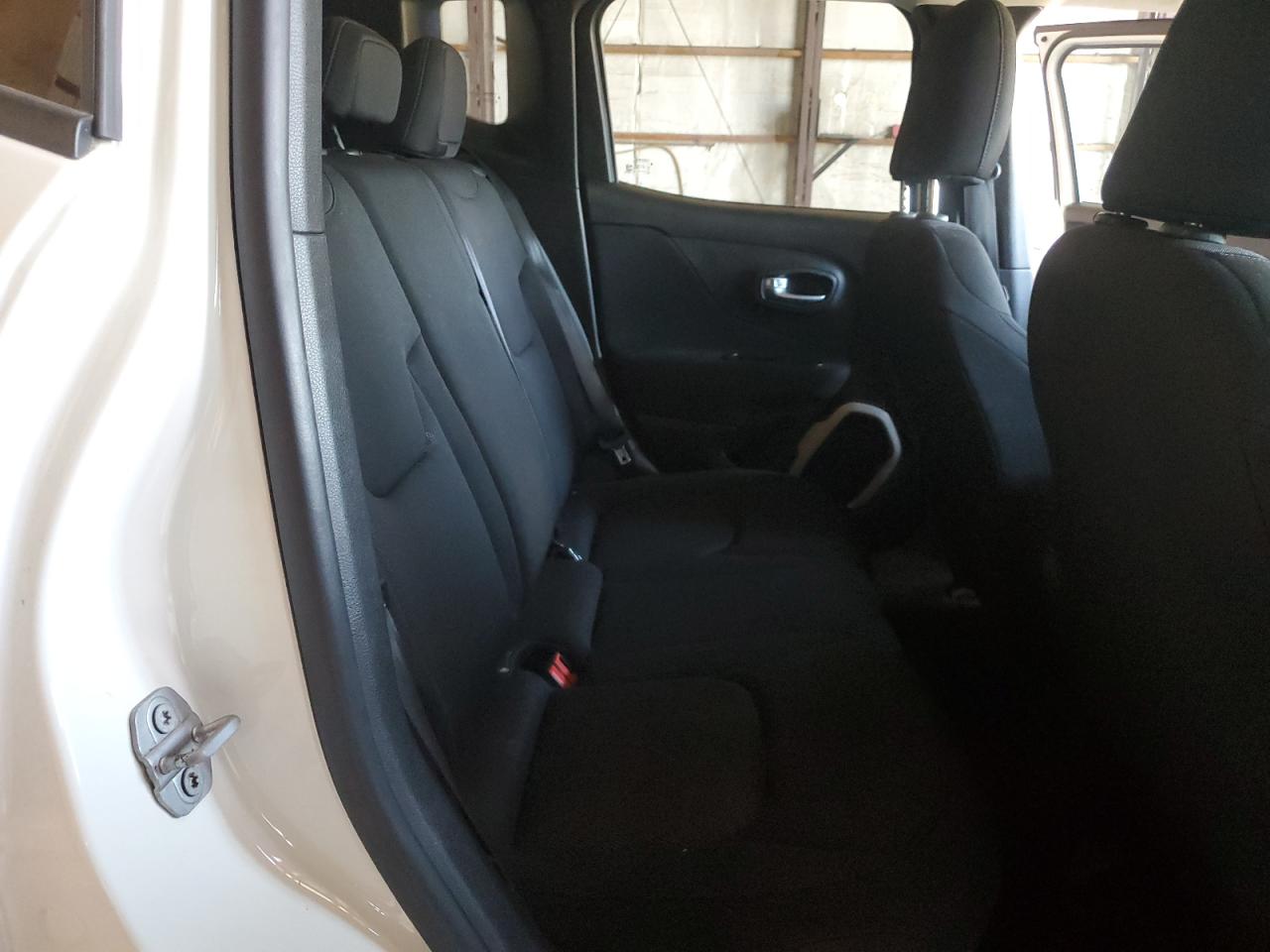 2017 Jeep Renegade Sport VIN: ZACCJBAB8HPE76668 Lot: 69788455