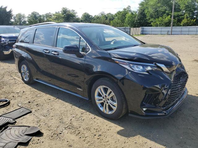  TOYOTA SIENNA 2021 Черный