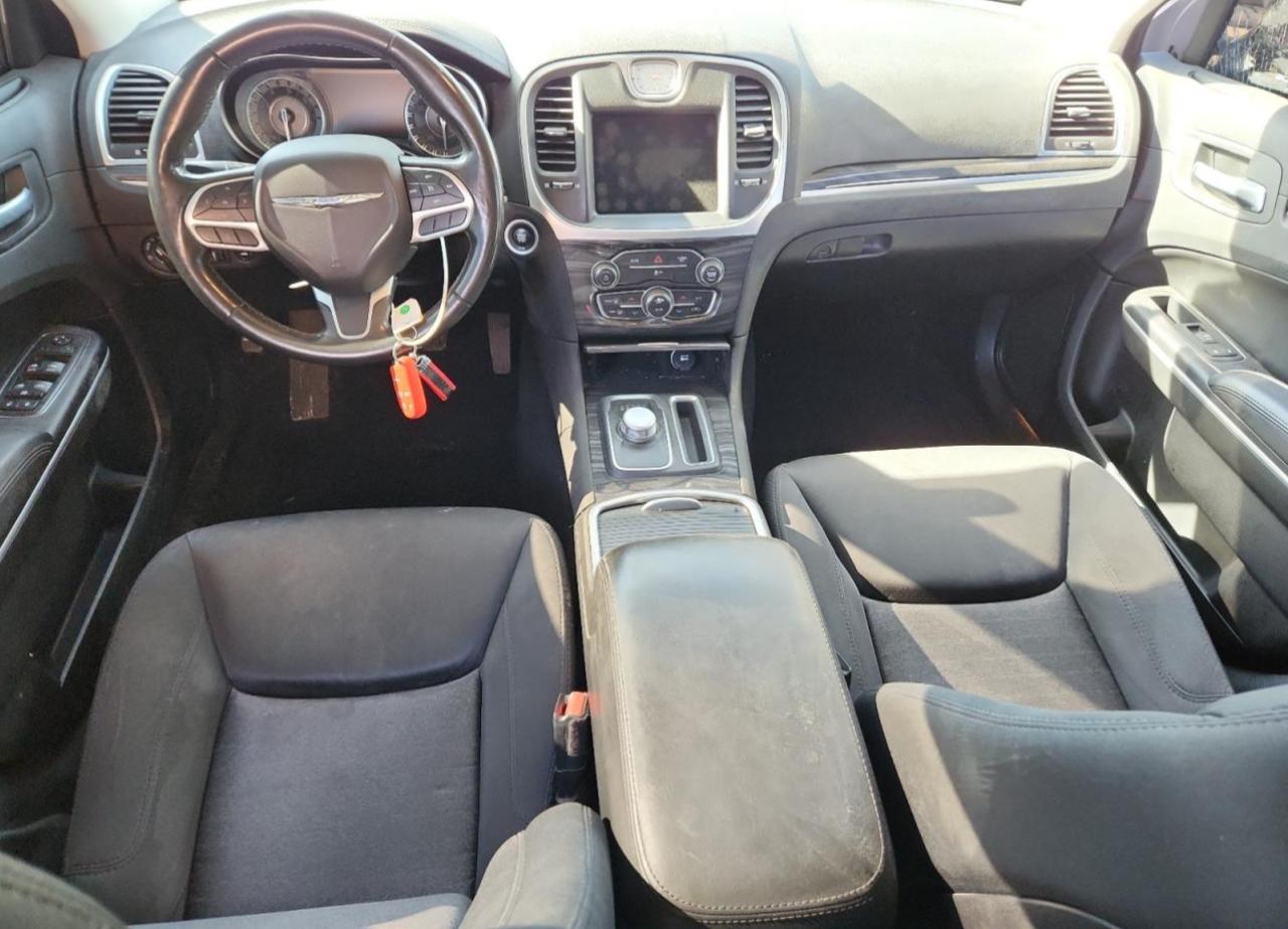 2019 Chrysler 300 Touring VIN: 2C3CCAAG9KH564917 Lot: 70262185