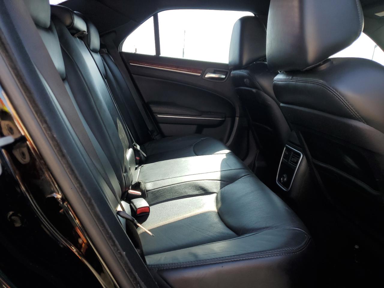 2012 Chrysler 300 Limited VIN: 2C3CCACG9CH310543 Lot: 69005405