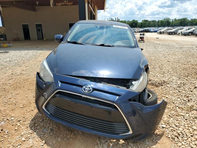  TOYOTA YARIS 2017 Granatowy