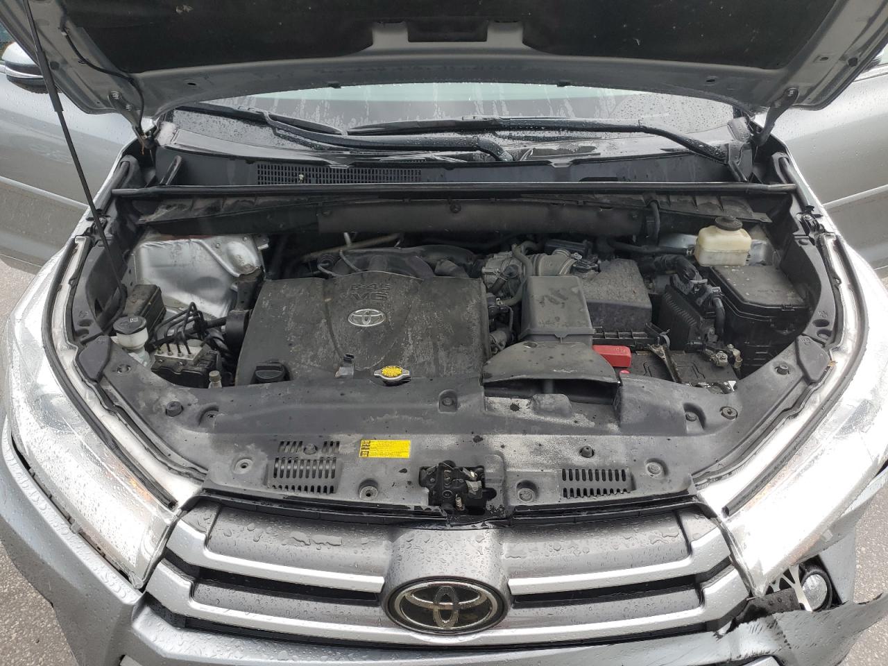 2017 Toyota Highlander Se VIN: 5TDJZRFH4HS509500 Lot: 85084615