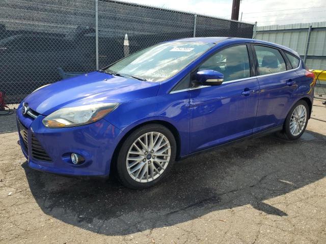 Hatchbacks FORD FOCUS 2014 Blue