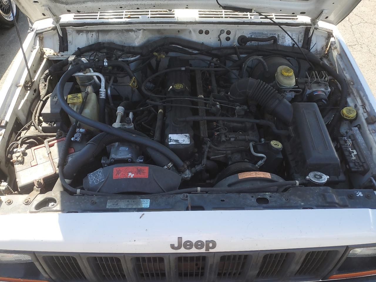 1998 Jeep Cherokee Se VIN: 1J4FJ28S5WL268861 Lot: 70058685