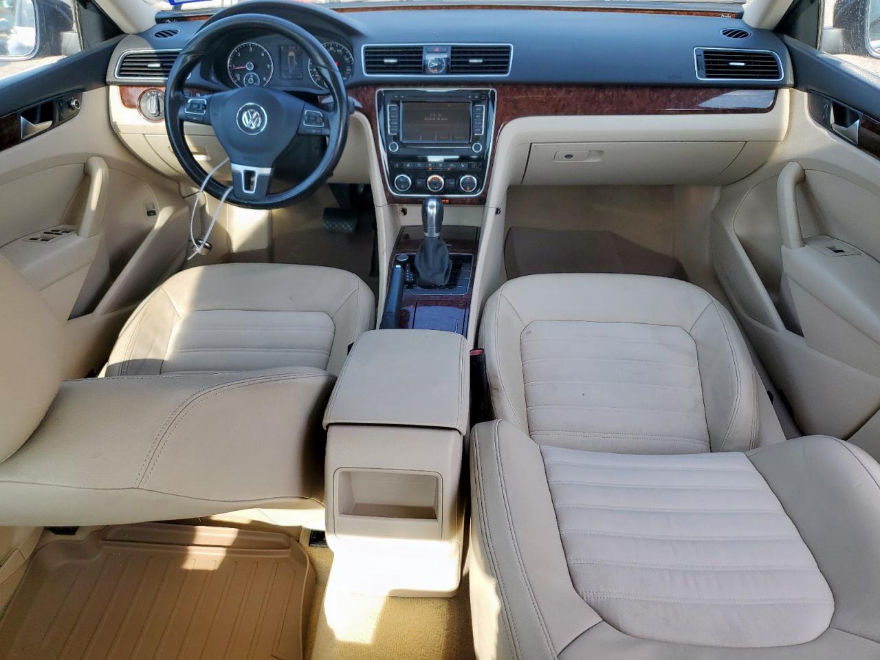2012 Volkswagen Passat Sel VIN: 1VWCN7A37CC043458 Lot: 69868695