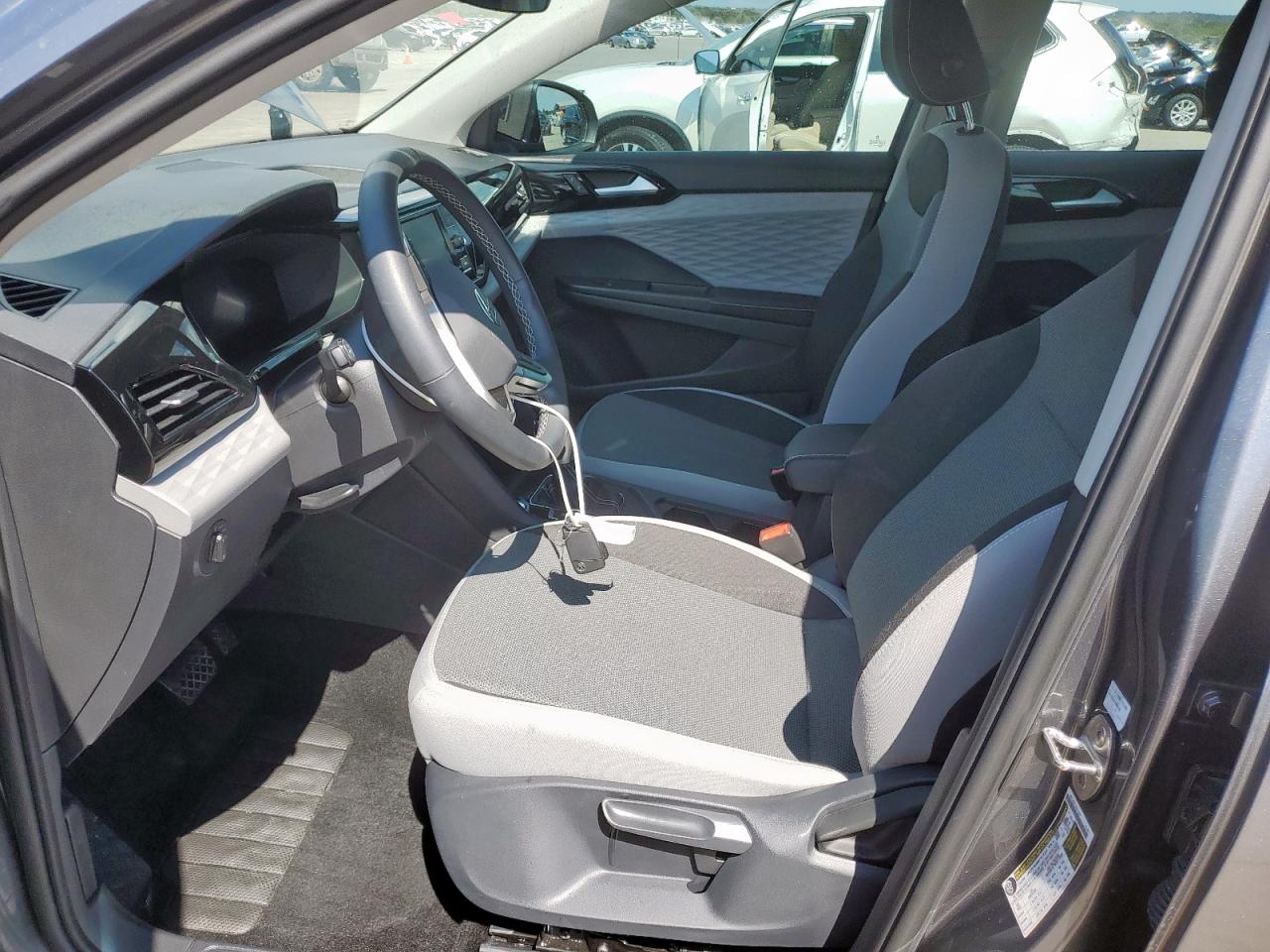 2024 Volkswagen Taos S VIN: 3VV5X7B23RM043767 Lot: 68541545