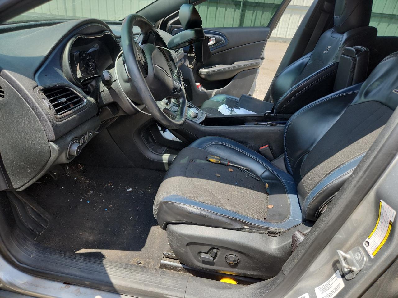 2015 Chrysler 200 S VIN: 1C3CCCBG8FN516638 Lot: 70745795