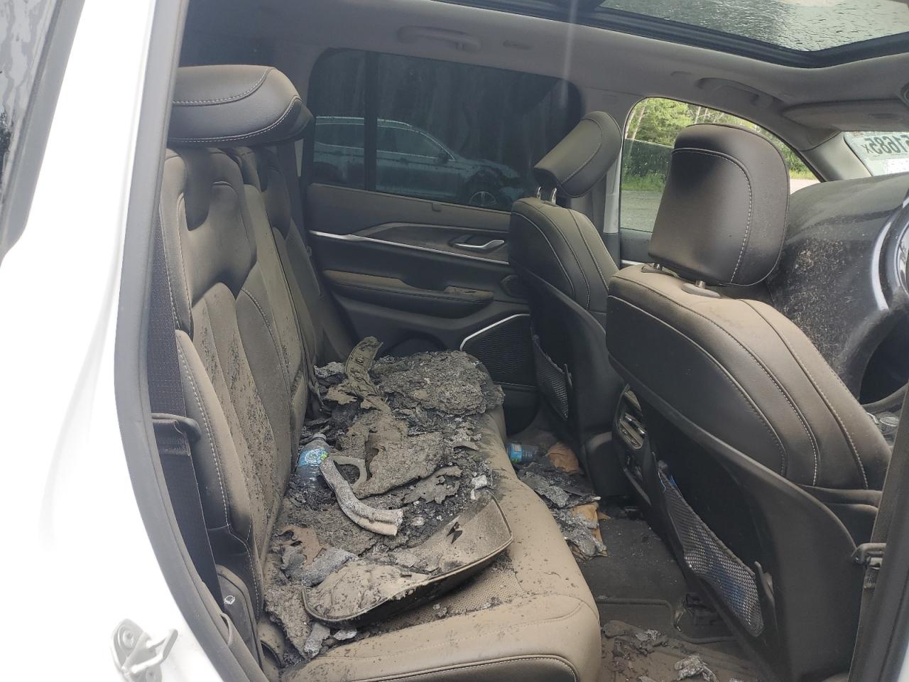 2023 Jeep Grand Cherokee Limited VIN: 1C4RJHBG5PC525951 Lot: 66651685