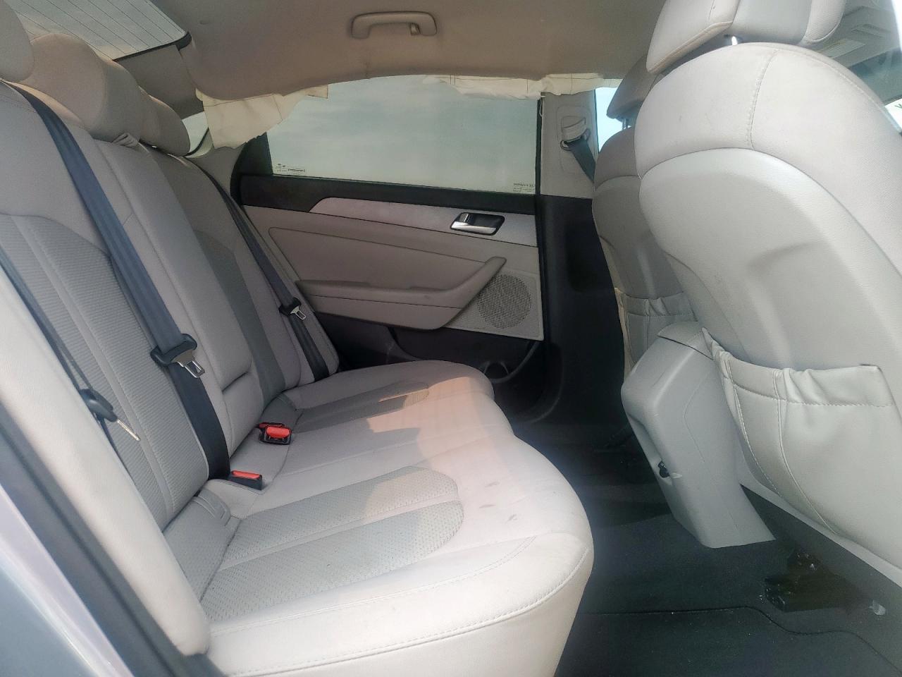 2015 Hyundai Sonata Eco VIN: 5NPE24AA3FH155488 Lot: 70112435