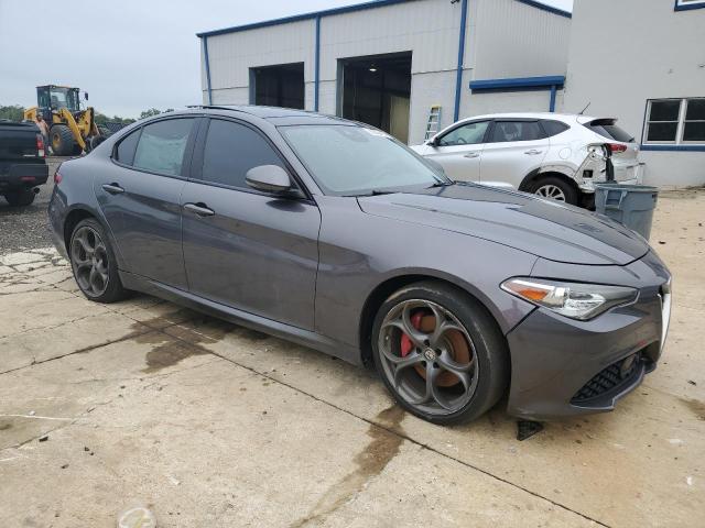  ALFA ROMEO GIULIA 2017 Gray