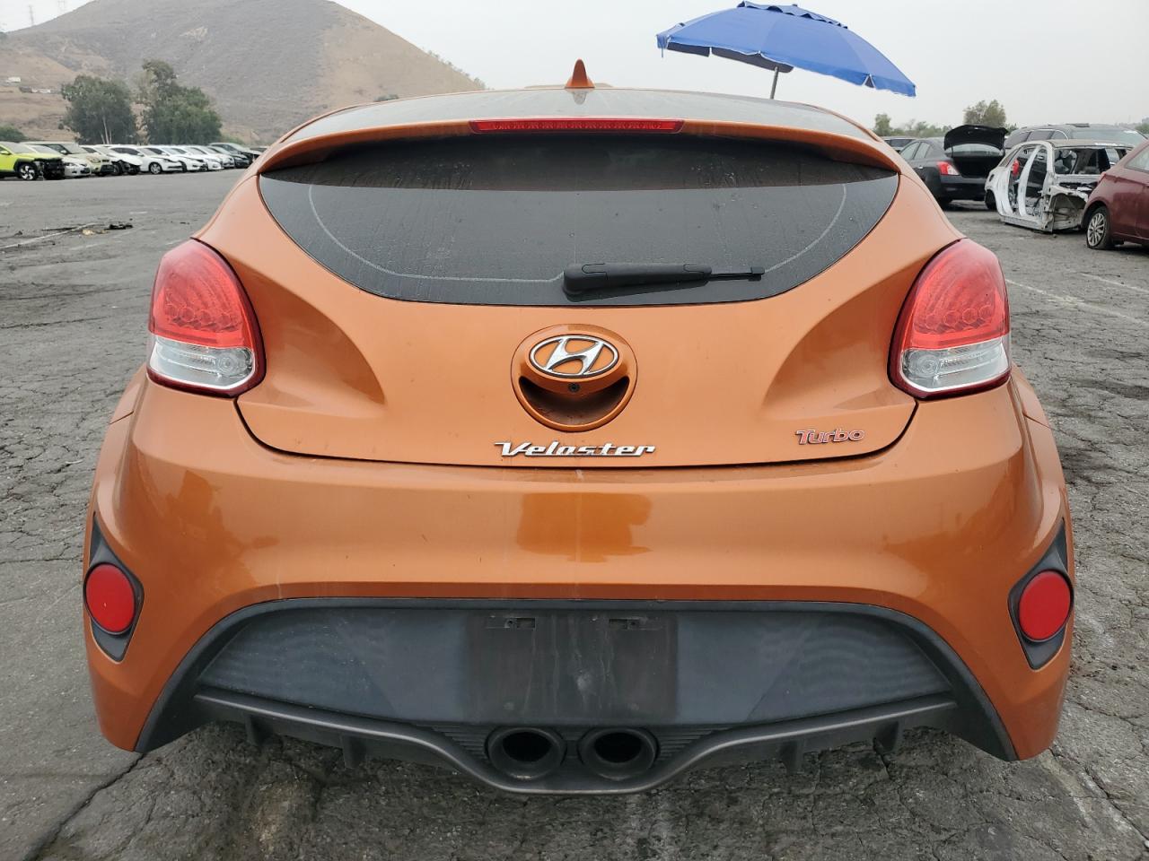 2014 Hyundai Veloster Turbo VIN: KMHTC6AE0EU204715 Lot: 68969675