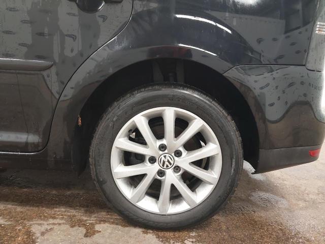 2009 VOLKSWAGEN TOURAN MAT