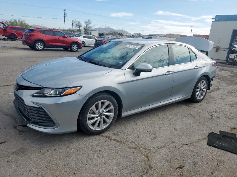  TOYOTA CAMRY 2023 Srebrny