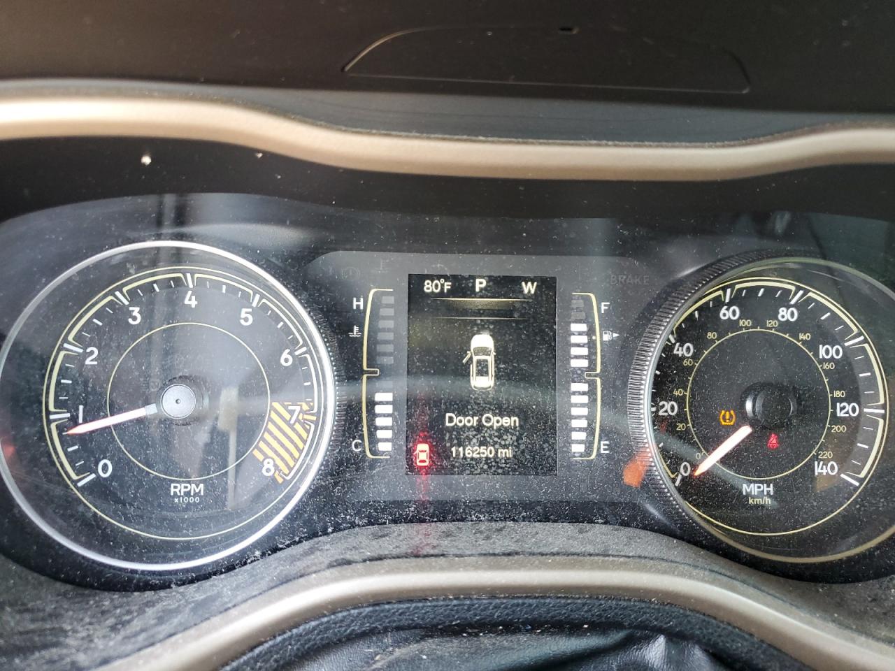 2014 Jeep Cherokee Latitude VIN: 1C4PJMCS0EW196493 Lot: 68338125