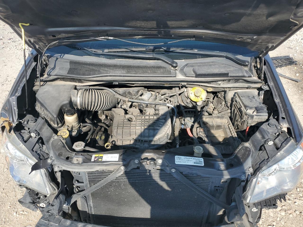 2016 Chrysler Town & Country Touring L VIN: 2C4RC1CG2GR221127 Lot: 68633745