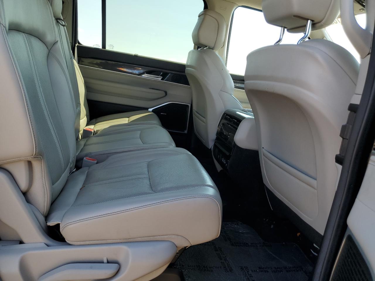 2022 Jeep Wagoneer Series I VIN: 1C4SJVAT0NS184248 Lot: 69210285