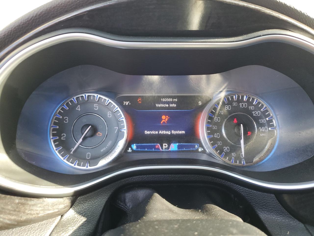 2015 Chrysler 200 C VIN: 1C3CCCCB6FN663043 Lot: 68300625