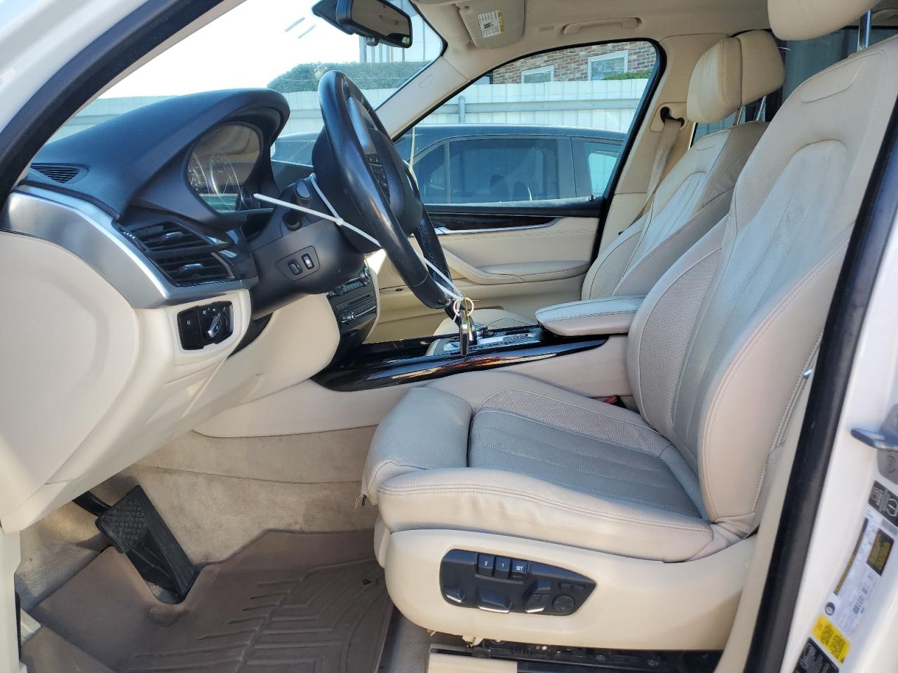 2015 BMW X5 xDrive35I VIN: 5UXKR0C58F0K65732 Lot: 69385265