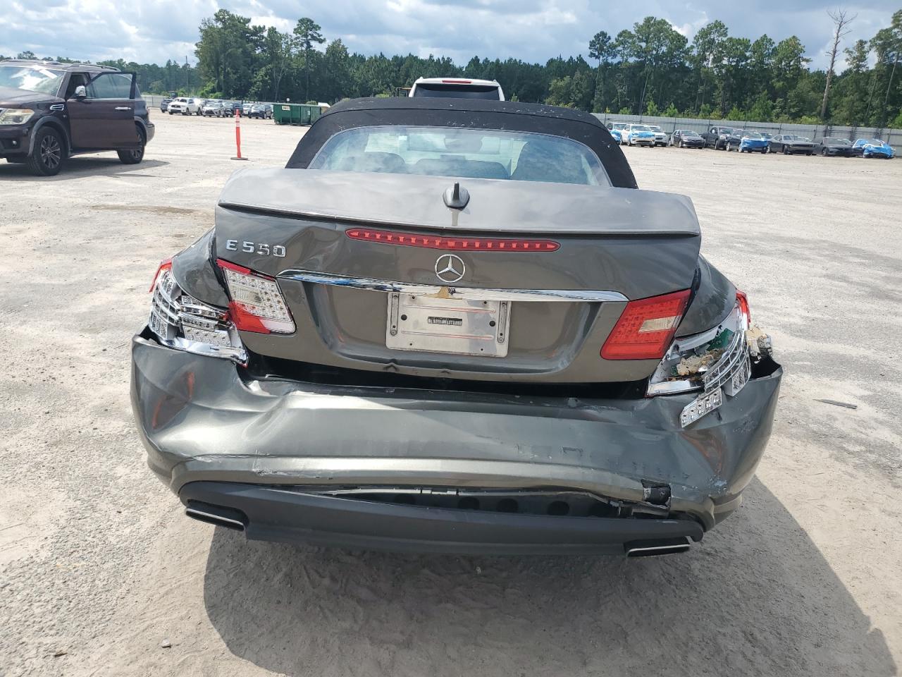 2011 Mercedes-Benz E 550 VIN: WDDKK7CF2BF043241 Lot: 70344395