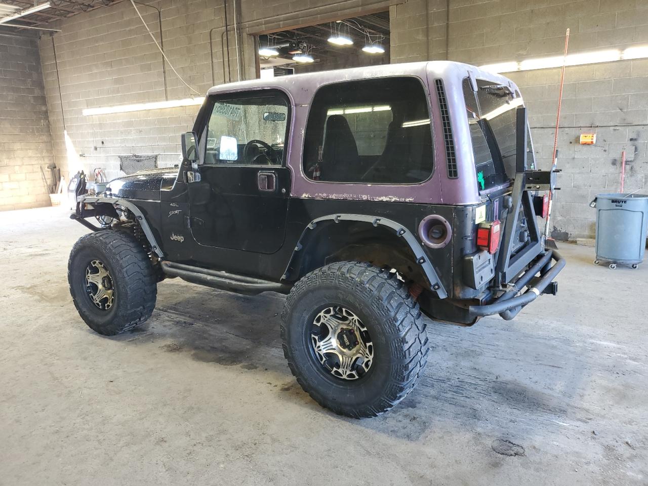 1998 Jeep Wrangler / Tj Sport black null gas 1J4FY19S4WP724572 photo #3