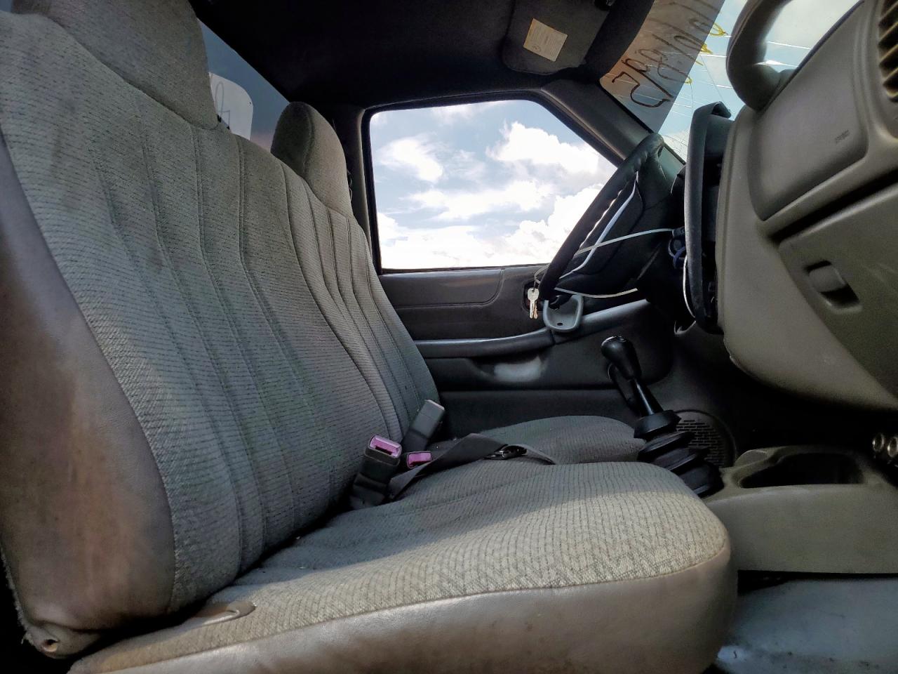 1998 GMC Sonoma VIN: 1GTCS144XWK512212 Lot: 69661895