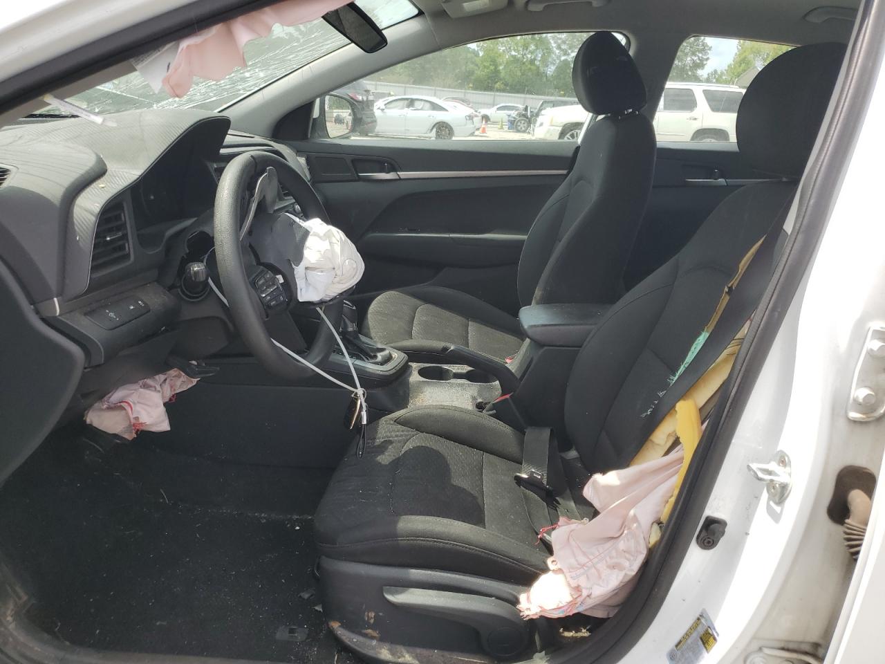 2020 Hyundai Elantra Se VIN: 5NPD74LF0LH595301 Lot: 70820155