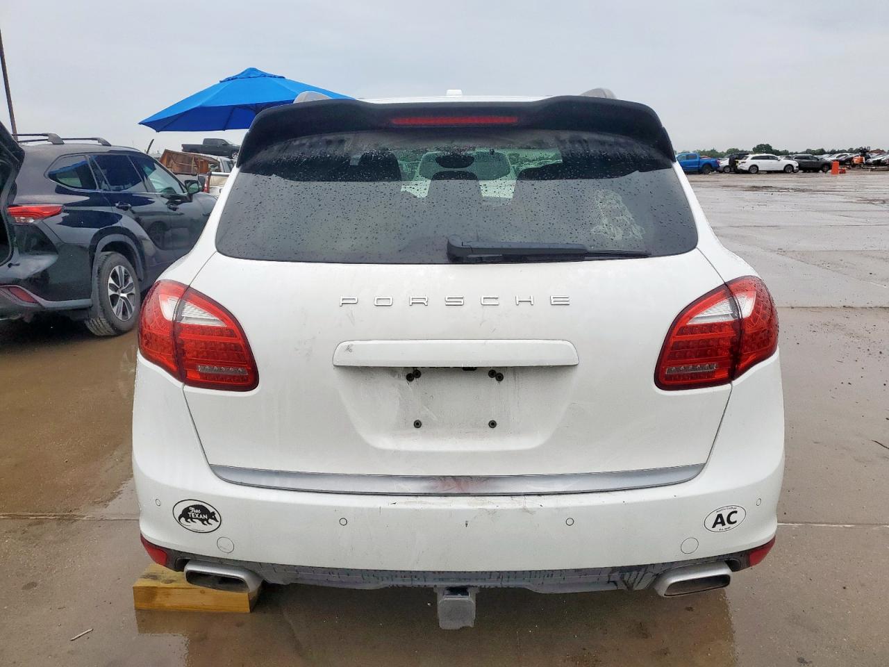 2013 Porsche Cayenne VIN: WP1AF2A2XDLA42211 Lot: 69676975