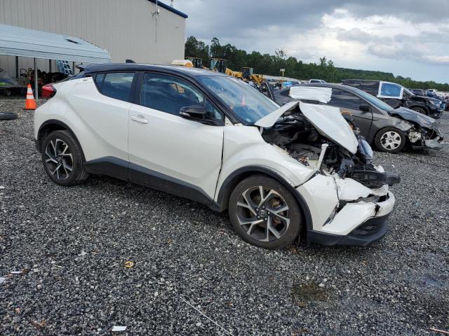  TOYOTA C-HR 2019 Белы