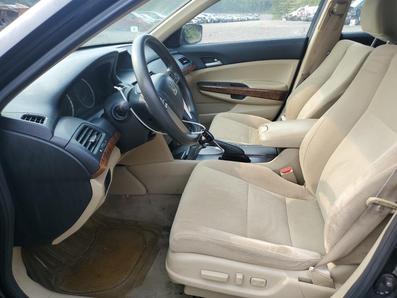 2011 Honda Accord Exl VIN: 1HGCP2F77BA038302 Lot: 67870255