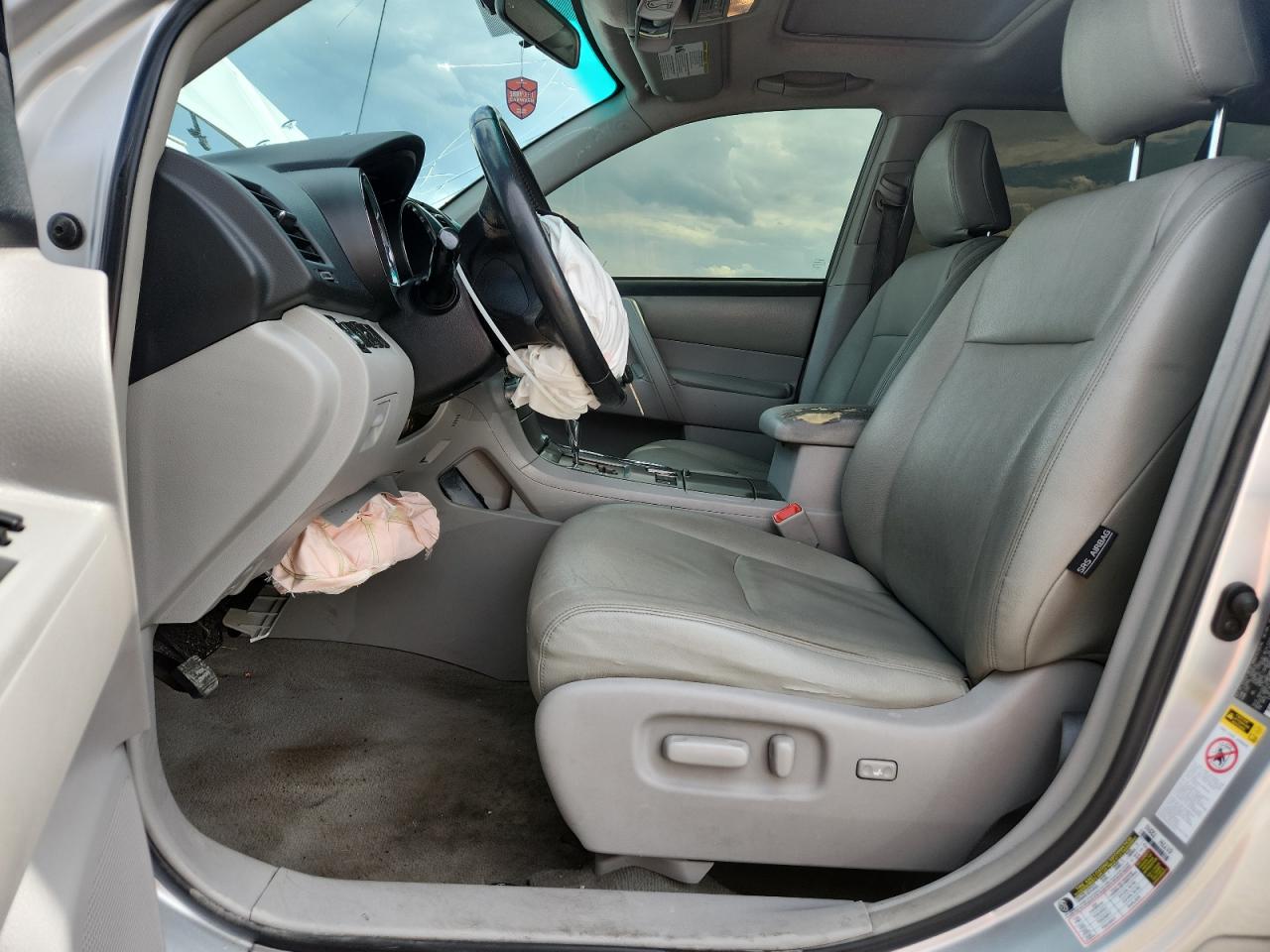 2010 Toyota Highlander VIN: 5TDBK3EH9AS030325 Lot: 70388495