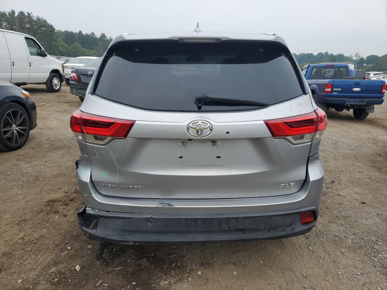 2019 Toyota Highlander Se VIN: 5TDKZRFH7KS557763 Lot: 67078605