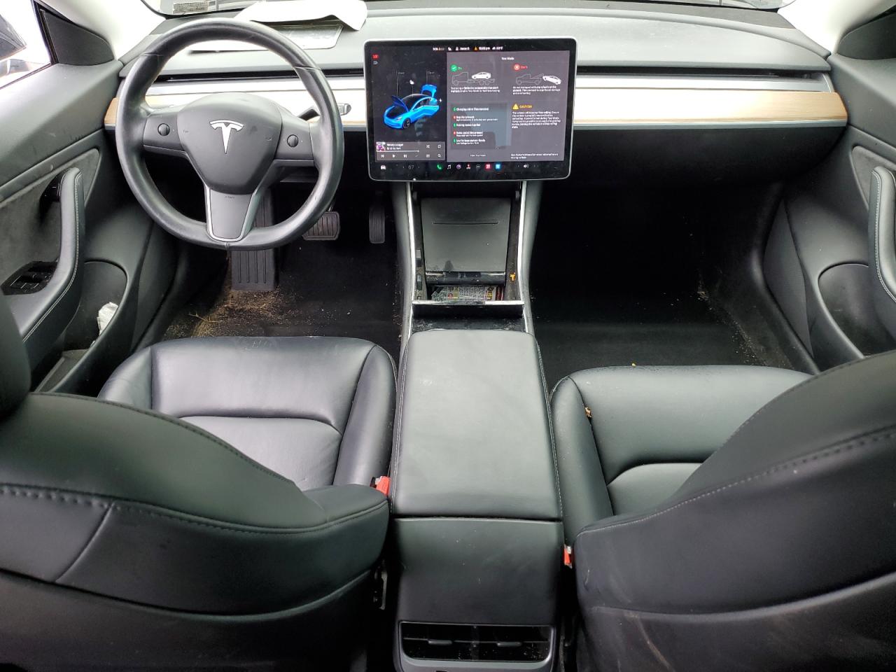 5YJ3E1EAXJF152621 2018 Tesla Model 3