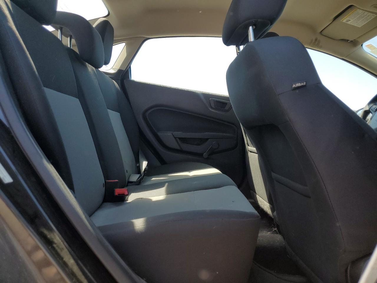 2015 Ford Fiesta S VIN: 3FADP4AJ7FM202440 Lot: 66294705