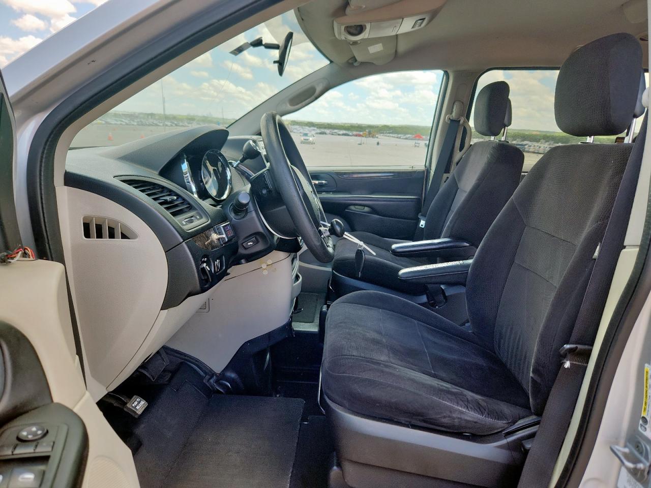 2011 Dodge Grand Caravan Mainstreet VIN: 2D4RN3DG4BR728773 Lot: 69261765