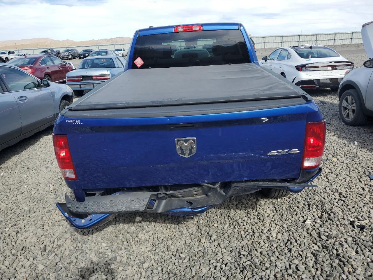 2018 Ram 1500 St VIN: 1C6RR7FG5JS270588 Lot: 70031075