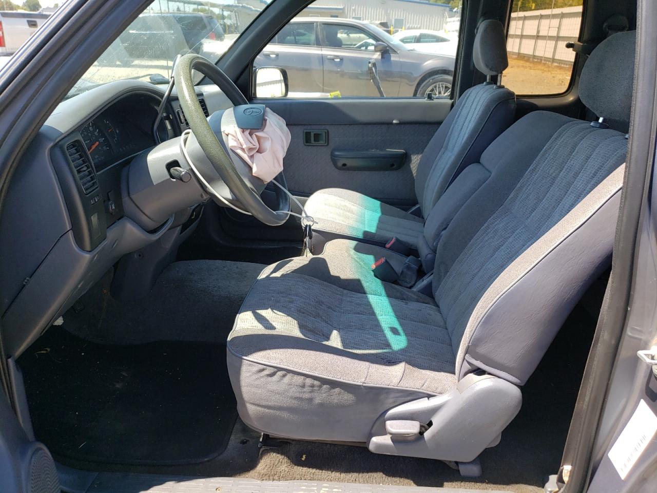 1997 Toyota Tacoma Xtracab VIN: 4TAVL52N9VZ263217 Lot: 69307475