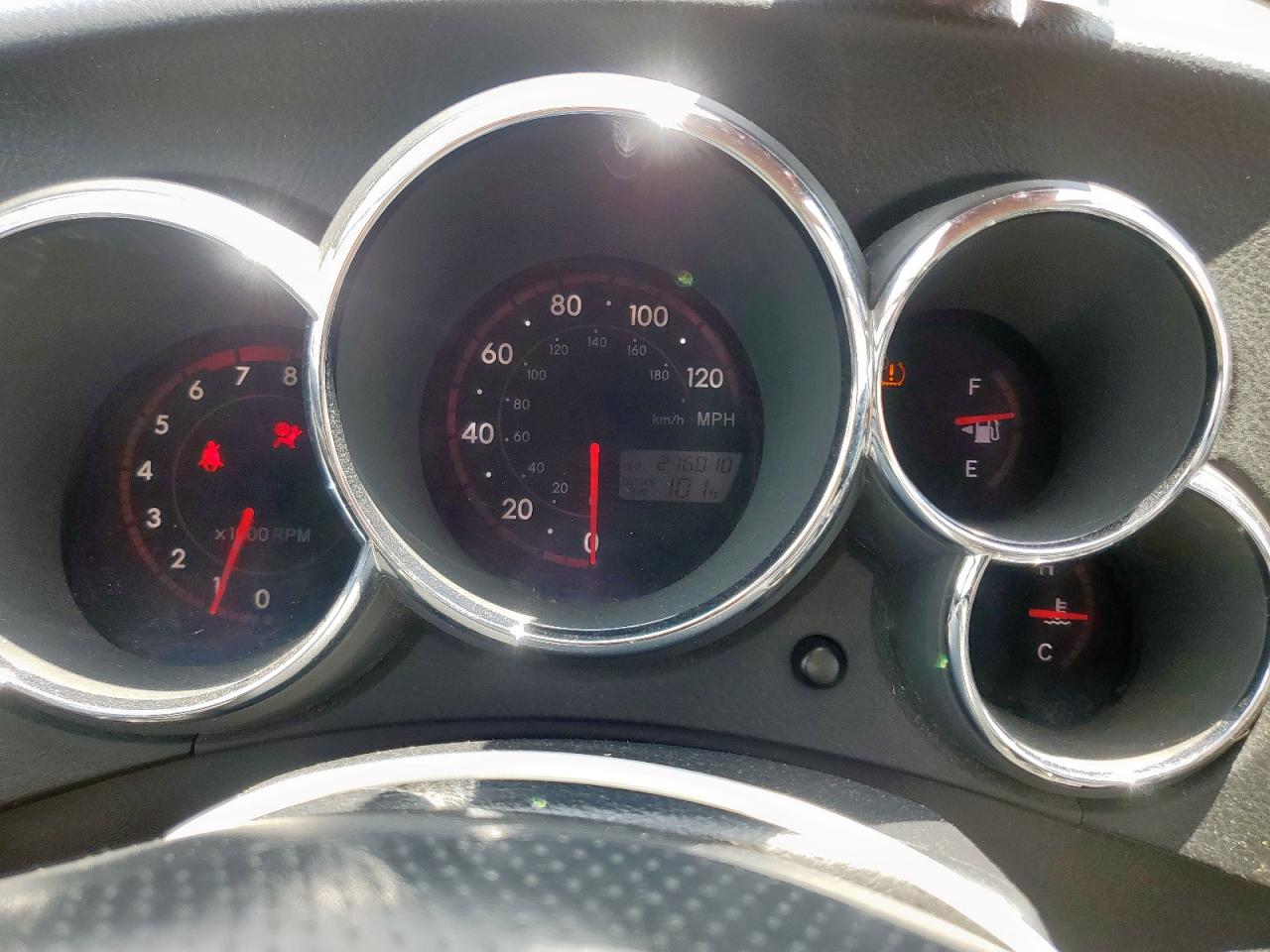 2006 Toyota Corolla Matrix Base VIN: 2T1LR30E26C553893 Lot: 68018925